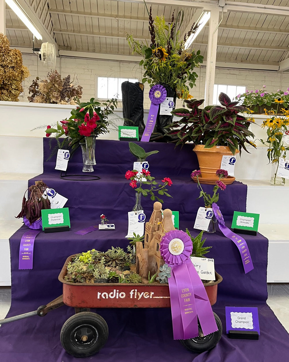 Floral arrangements with Prize Ribbons